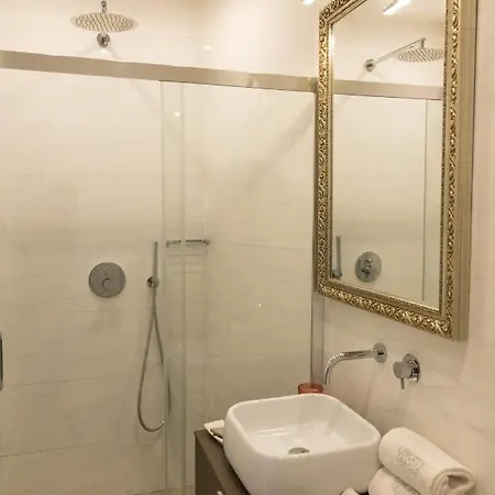 Liberty Palace 4*
