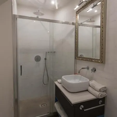 Liberty Palace Pensión Milazzo