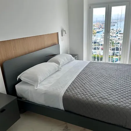 Liberty Palace 4* מילאצו