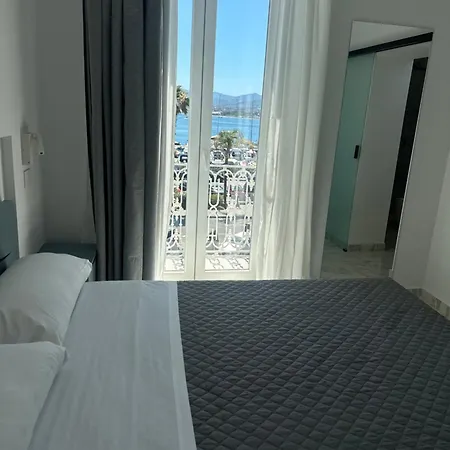 Liberty Palace Pensión 4*