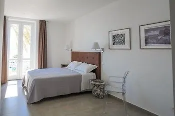 Liberty Palace Pensión 4*