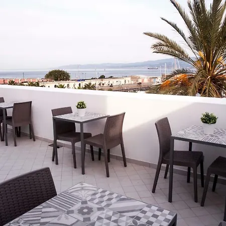 Pensión Liberty Palace 4*